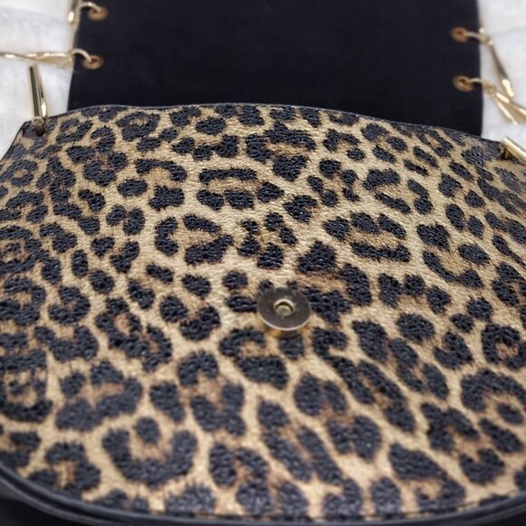 Leopard Print Flap Bag with Gold Dangle Accents – Unbranded - Picture 9 of 10